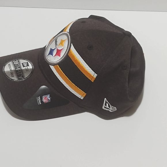 New Era 39 Thirty Fitted Steelers Hat - Picture 2 of 3